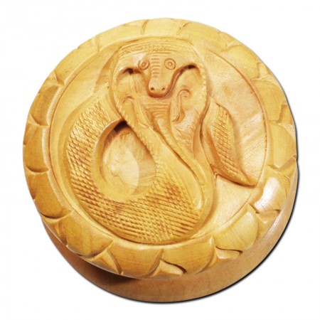 Grinder, Shisham, carved with motif: "Cobra"